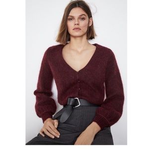 ✨Zara Special Edition Cropped Sweater Small